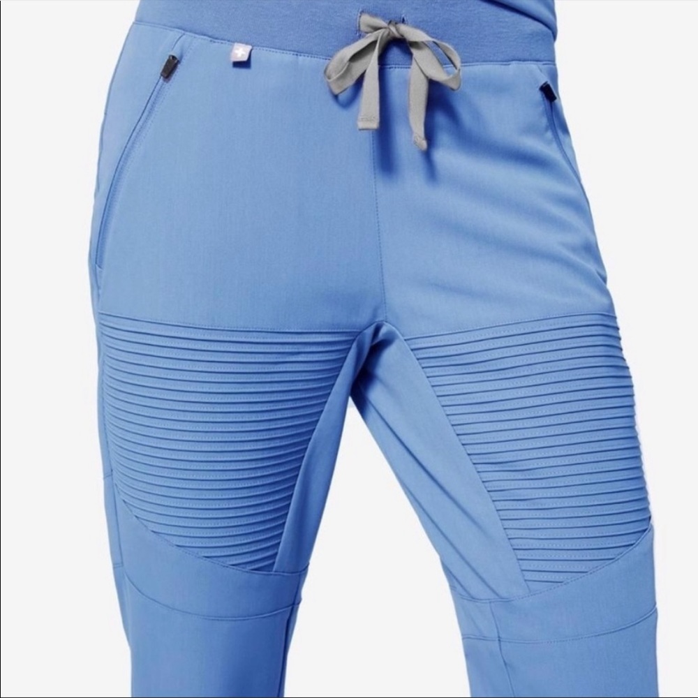ISO any color esteli jogger